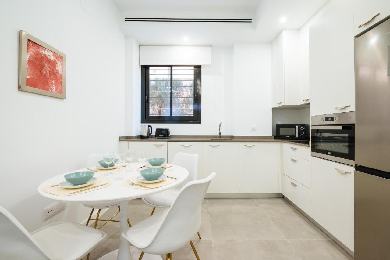 Urban Pulses Nervion Apartment Севиля Екстериор снимка