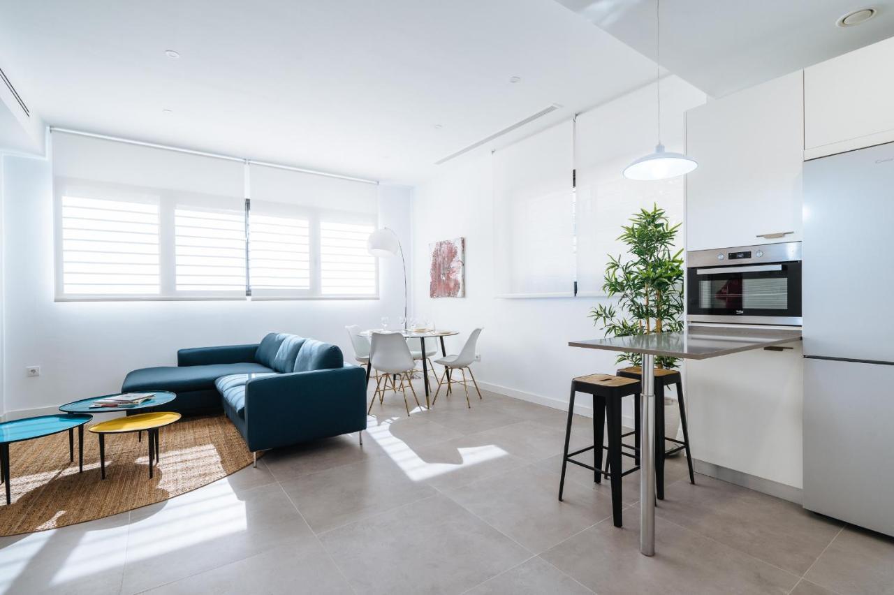 Urban Pulses Nervion Apartment Севиля Екстериор снимка